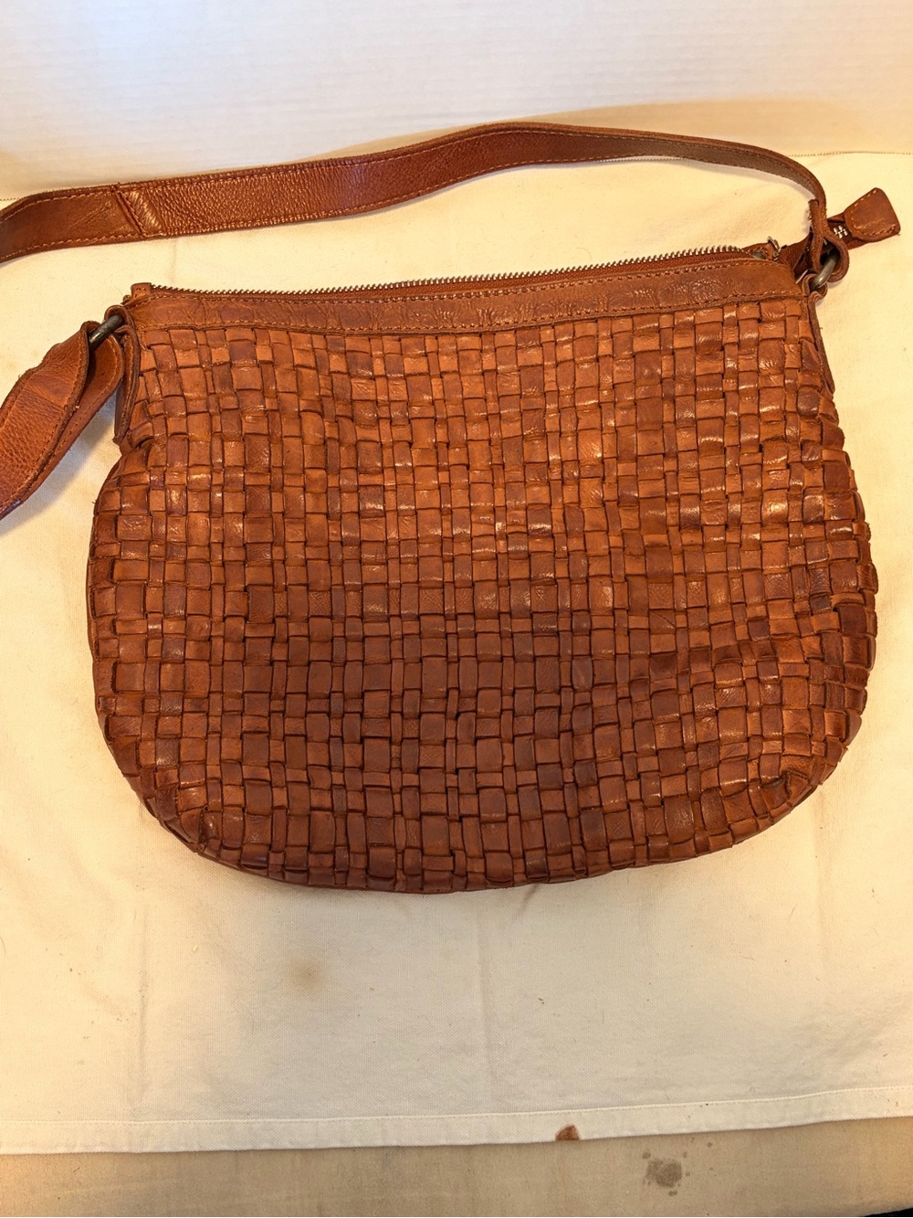 Woven Leather Shoulder Bag in Brown
